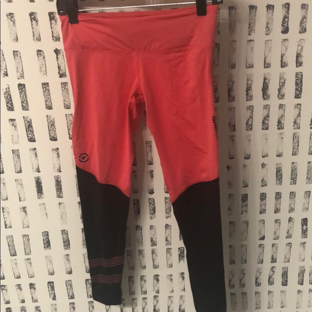 Virus compression leggings